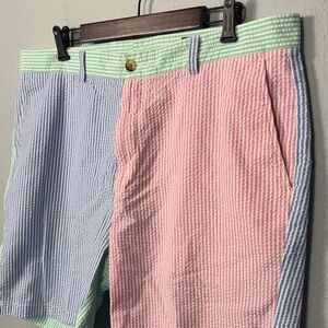 Vineyard Vine Men's Breaker Seersucker Colorful Striped Shorts